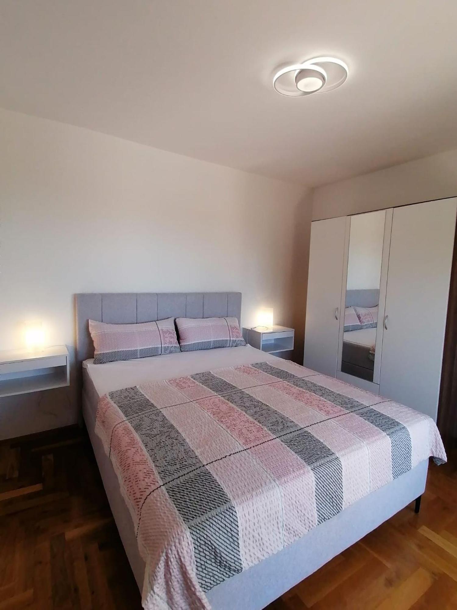 Apartment Cindy 로브란 외부 사진