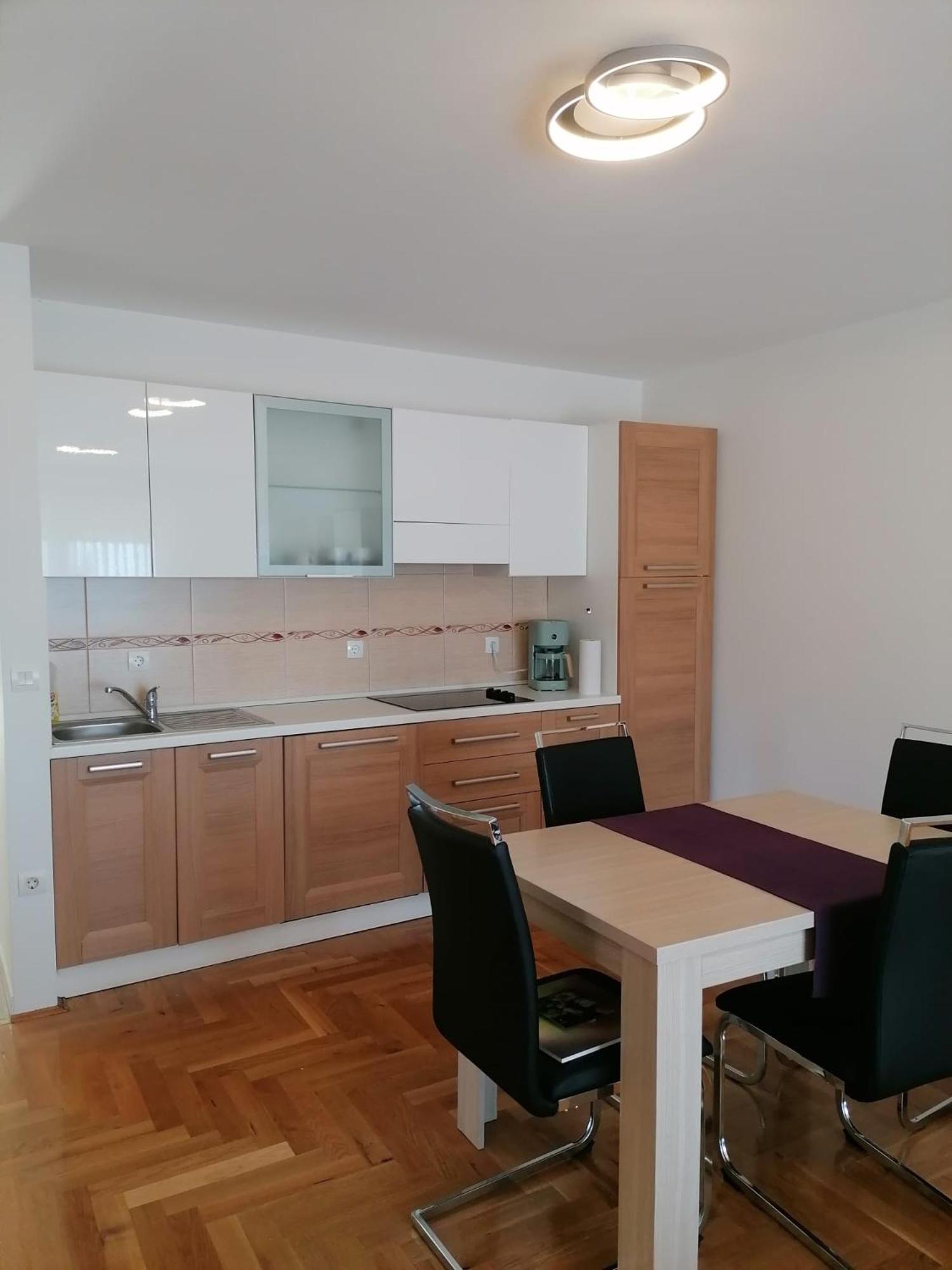 Apartment Cindy 로브란 외부 사진